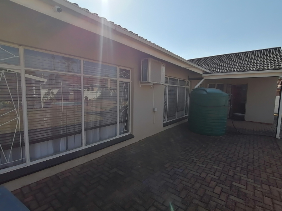 3 Bedroom Property for Sale in Stilfontein Ext 4 North West